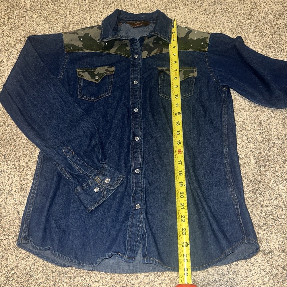 Walls Ranch Wear Denim Western‎ Shirt Camo Bedazzled Button Up - Picture 2 of 7